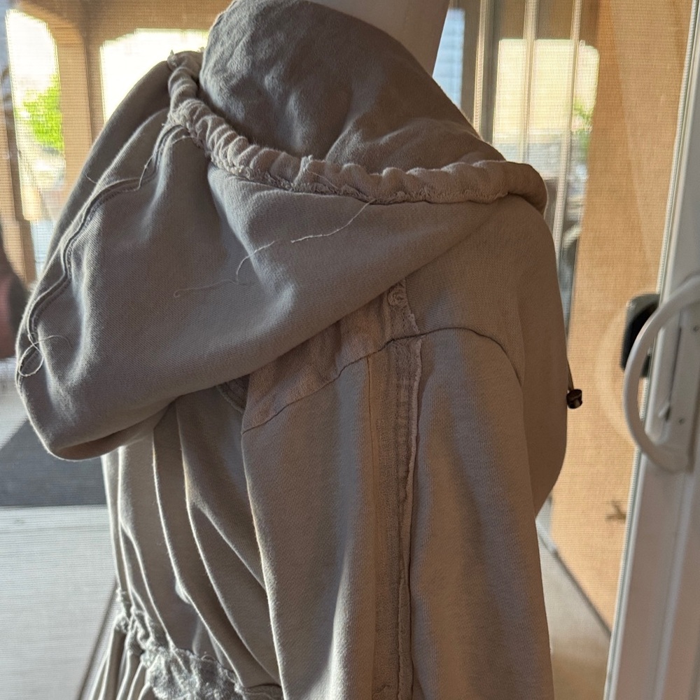 Oli & Hali Tan Hooded Midi Dress - Picture 7 of 13